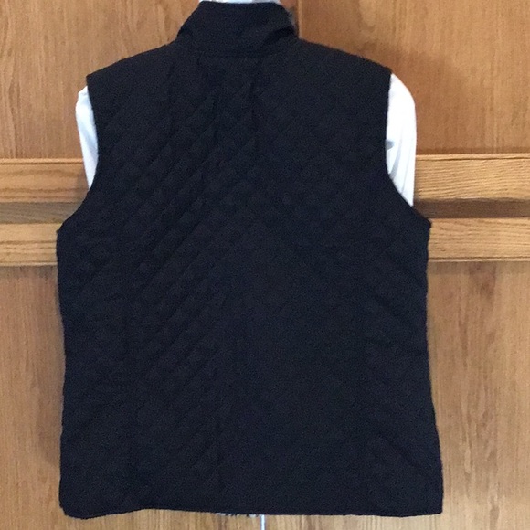 NWOT. Reversible zip Quilted Vest - Picture 2 of 5
